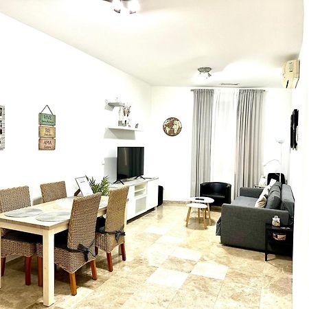 Apartamento Acogedor Y Moderno En Pleno Centro De Sevilla Con Parking Gratis المظهر الخارجي الصورة