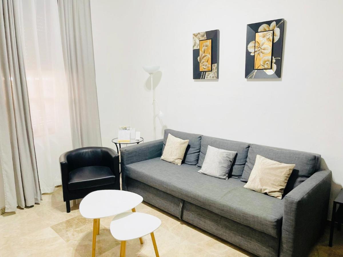 Apartamento Acogedor Y Moderno En Pleno Centro De Sevilla Con Parking Gratis المظهر الخارجي الصورة