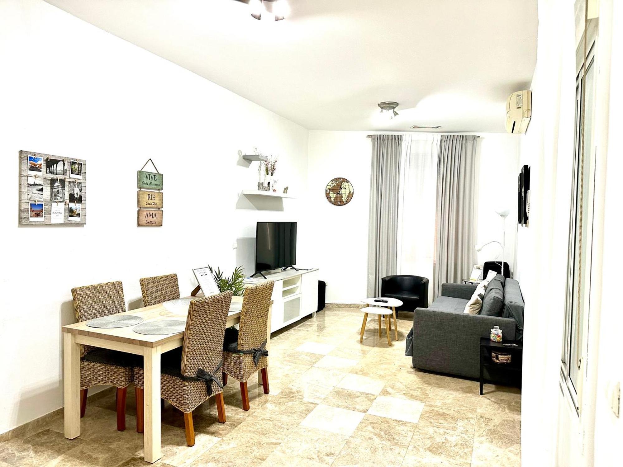 Apartamento Acogedor Y Moderno En Pleno Centro De Sevilla Con Parking Gratis المظهر الخارجي الصورة